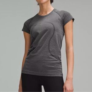 Lululemon swiftly tech short sleeve